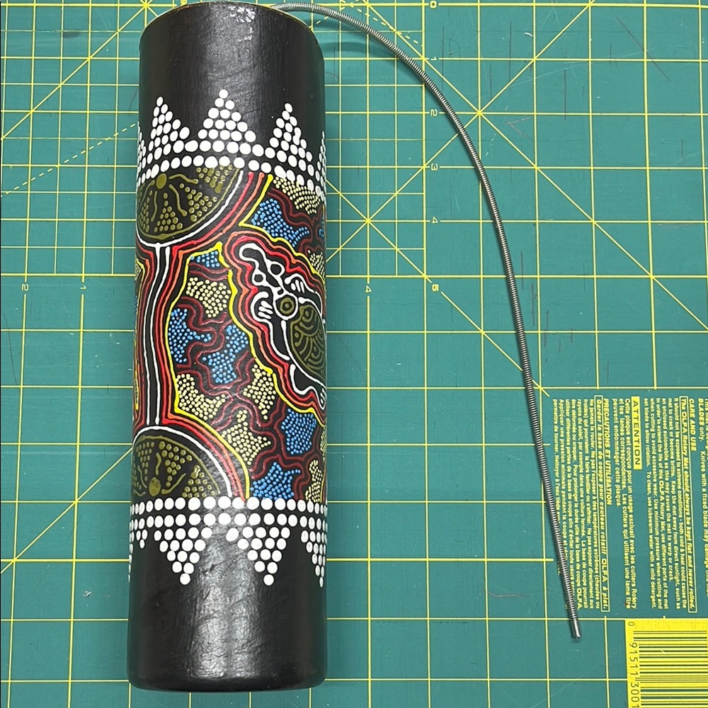 Colorful Hand-Painted thunder maker - Picture 2 of 2